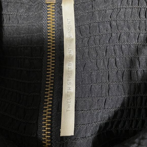 12th Street by Cynthia Vincent Women Black Floral Print Silk Mini Dress 2 Y2K - Picture 8 of 9